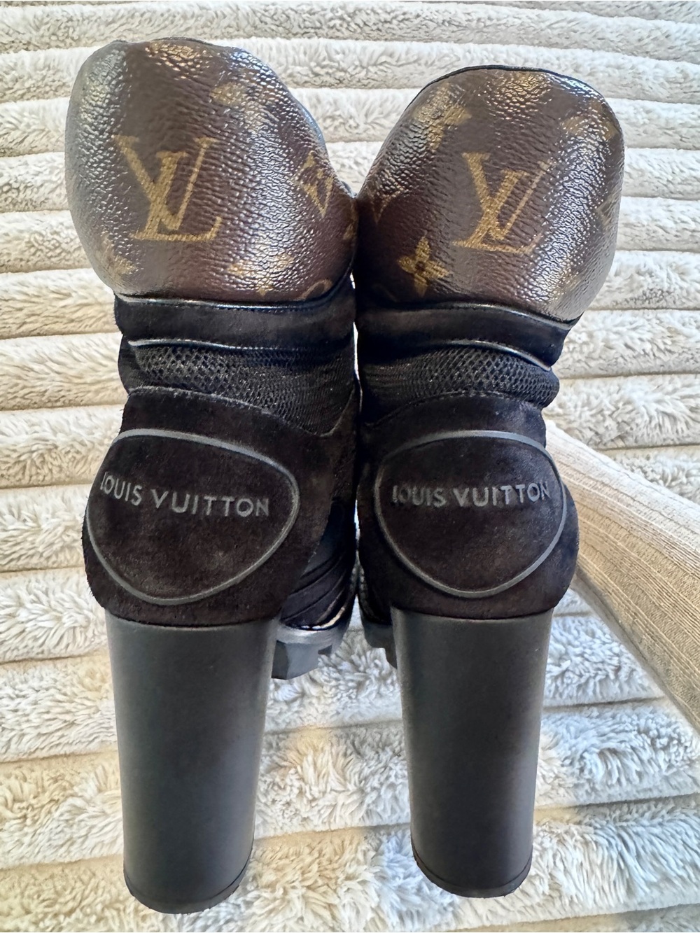 Louis Vuitton Black Mesh & Monogram Platform Lace-Up Heeled Boots 41 10/10.5 US - Picture 5 of 10